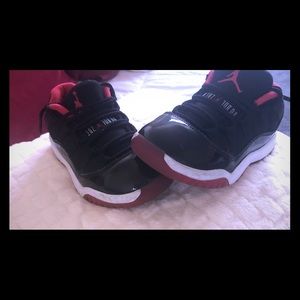 Jordan Bred 11 Lows